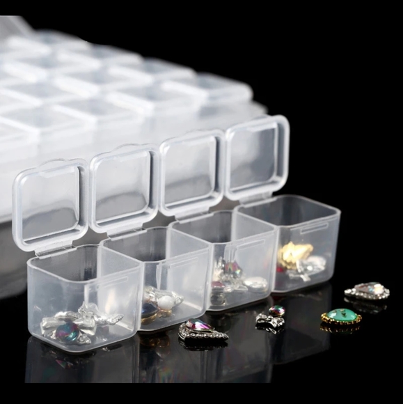 2 storage boxes - Picture 7 of 9